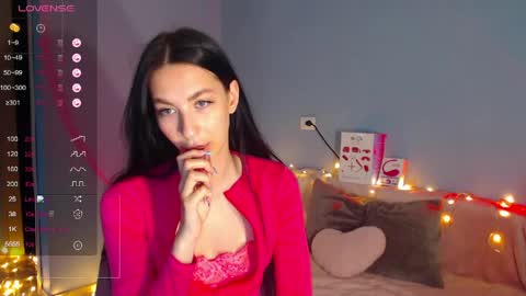 Kira online show from 05-30-26, 01:46
