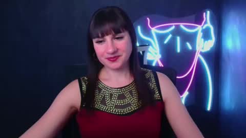 Snapshot of karolina_mia chatting on 12-10-24, 01:00 Caroline online show from 12-10-24, 01:00