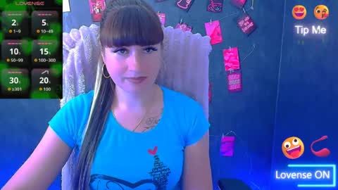 Caroline online show from 06-18-26, 05:41