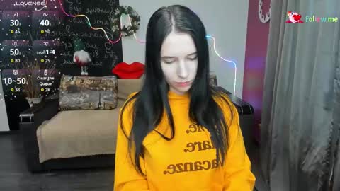 Karolina online show from 01-08-26, 06:48