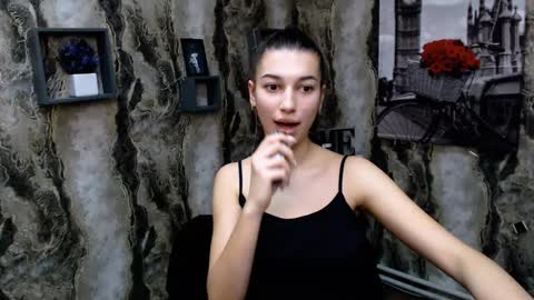 Snapshot of karolinamex_ chatting on 01-12-25, 01:16 Karolina online show from 01-12-25, 01:16