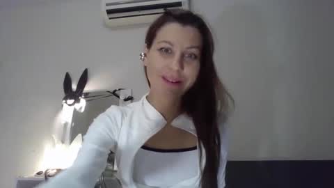 Snapshot of karolinas777x chatting on 11-28-25, 02:09 Karolinas777x online show from 11-28-25, 02:09