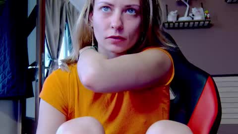 karoline121 online show from 12-14-25, 10:42