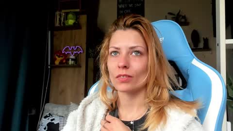 karoline121 online show from 03-26-26, 08:31