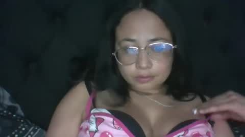 Snapshot of karoline_queen26 chatting on 02-27-26, 06:35 karoline_queen26 online show from 02-27-26, 06:35