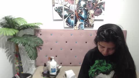 Isa online show from 03-12-25, 04:30