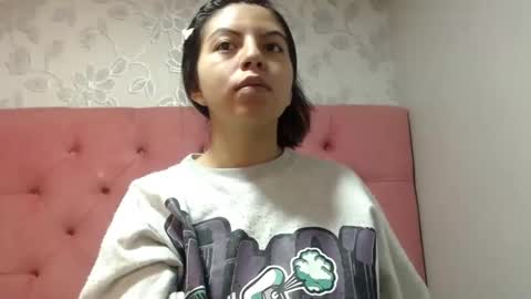 Isa online show from 12-16-25, 02:38