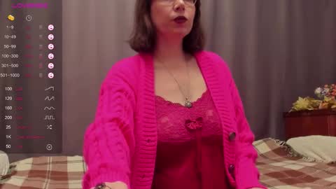 Karoline online show from 11-12-25, 12:16