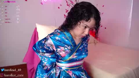 Karolina 3 online show from 02-12-25, 07:35