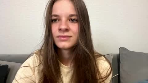 Lia online show from 04-25-26, 04:15