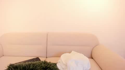 Snapshot of karriewatson chatting on 11-14-25, 08:29 Greta Brown online show from 11-14-25, 08:29