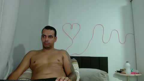 Tamires e Maicon online show from 01-18-26, 07:28