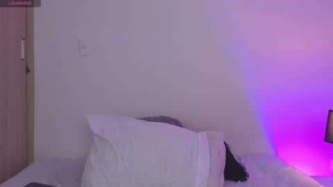 kasey online show from 11-18-25, 02:10