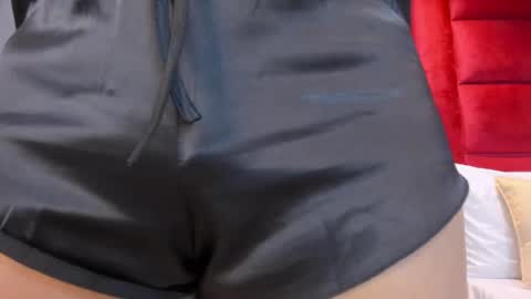 Kasandra Hall online show from 11-07-25, 10:10