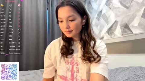 Kira online show from 10-21-25, 02:07