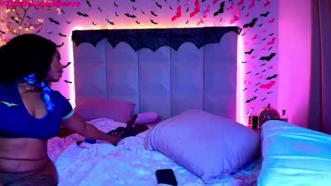 BriannaBrave online show from 10-16-25, 04:02