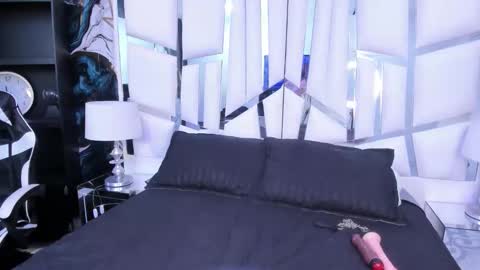 Snapshot of kat_ashbourne chatting on 06-06-26, 05:06 kat_ashbourne online show from 06-06-26, 05:06