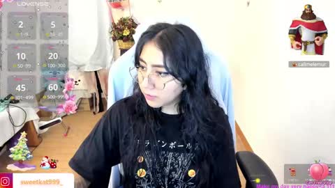 Snapshot of kat_ly_chan chatting on 12-22-24, 03:44 Kat       online show from 12-22-24, 03:44