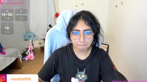 Snapshot of kat_ly_chan chatting on 02-15-25, 07:17 Kat       online show from 02-15-25, 07:17