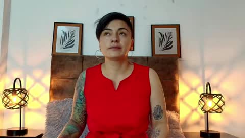 kat paradisse online show from 05-20-26, 12:11