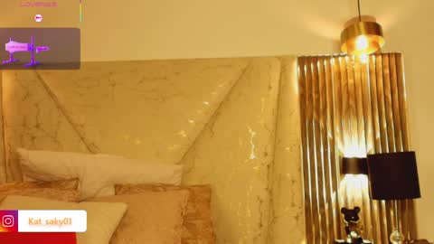 Saky online show from 04-17-26, 11:52