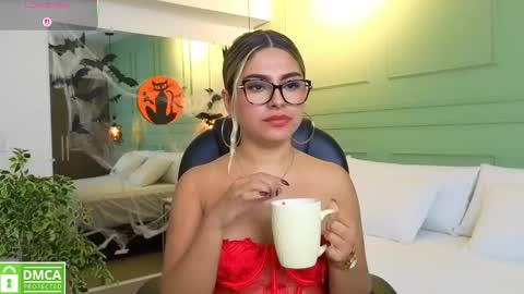 Kat online show from 10-22-25, 11:43