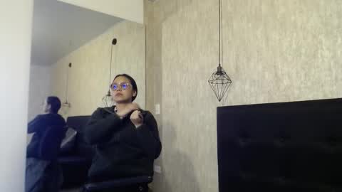 Katalina online show from 11-19-25, 01:33