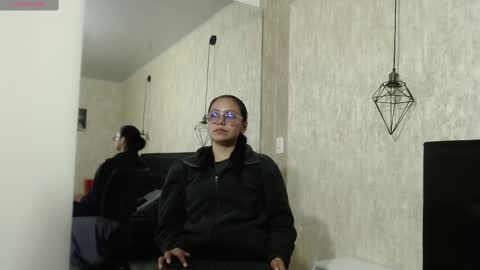 Katalina online show from 11-22-25, 03:44