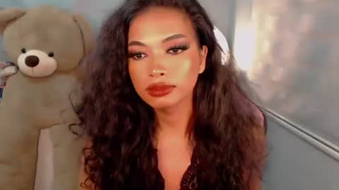 IVY JANE online show from 10-17-25, 03:58