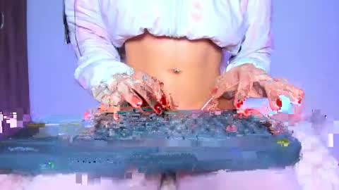 katalinaferreirax online show from 04-21-26, 10:34