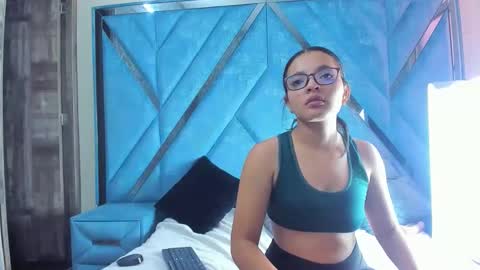 Snapshot of katalinax_rose chatting on 06-04-26, 03:07 katalinax_rose online show from 06-04-26, 03:07