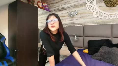   online show from 04-29-26, 09:43