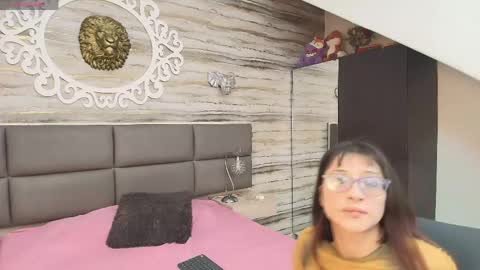   online show from 05-04-26, 10:28