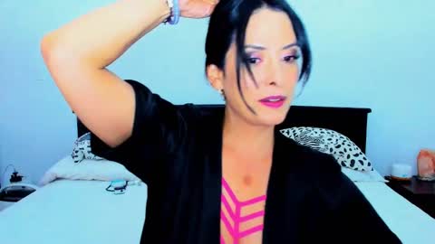 Snapshot of katarina_synnn chatting on 02-16-25, 03:27 kata online show from 02-16-25, 03:27