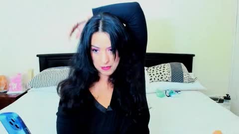 Snapshot of katarina_synnn chatting on 11-24-25, 02:39 kata online show from 11-24-25, 02:39