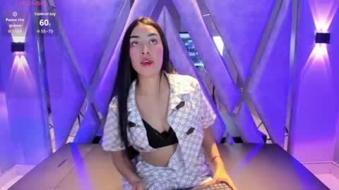 Snapshot of kate_4_ chatting on 06-04-26, 10:38 Kate online show from 06-04-26, 10:38