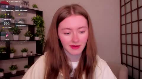 Snapshot of kate_cuddle chatting on 04-28-26, 02:38 Kate online show from 04-28-26, 02:38