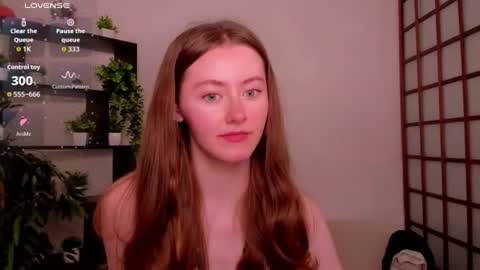 Snapshot of kate_cuddle chatting on 06-24-26, 02:43 Kate online show from 06-24-26, 02:43