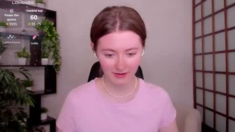 Snapshot of kate_cuddle chatting on 06-29-26, 02:07 Kate online show from 06-29-26, 02:07