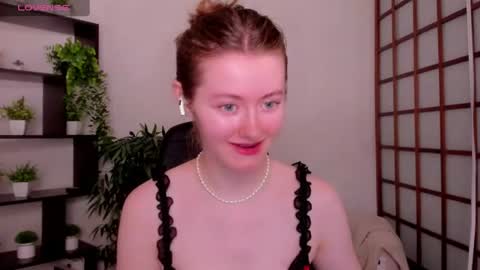 Snapshot of kate_cuddle chatting on 07-01-26, 02:13 Kate online show from 07-01-26, 02:13