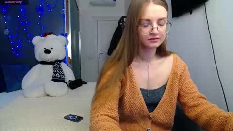 Snapshot of kate_jonson chatting on 02-11-25, 08:26 .Be kind and gentle with me and I will do my best for you. online show from 02-11-25, 08:26