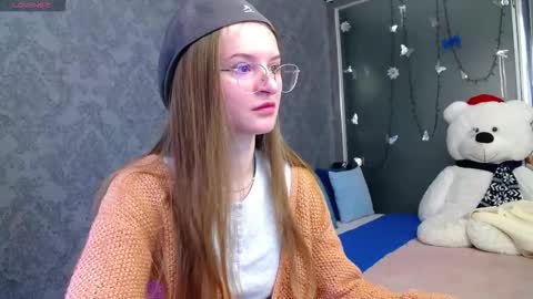 Snapshot of kate_jonson chatting on 10-24-25, 06:54 .Be kind and gentle with me and I will do my best for you. online show from 10-24-25, 06:54