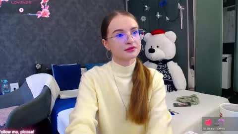 Snapshot of kate_jonson chatting on 11-11-25, 07:30 .Be kind and gentle with me and I will do my best for you. online show from 11-11-25, 07:30