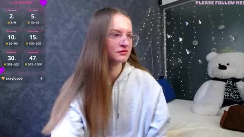 Snapshot of kate_jonson chatting on 02-18-26, 07:48 .Be kind and gentle with me and I will do my best for you. online show from 02-18-26, 07:48