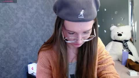 Snapshot of kate_jonson chatting on 02-21-26, 02:07 .Be kind and gentle with me and I will do my best for you. online show from 02-21-26, 02:07