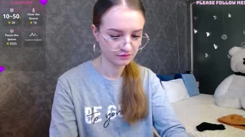 Snapshot of kate_jonson chatting on 02-27-26, 07:30 .Be kind and gentle with me and I will do my best for you. online show from 02-27-26, 07:30