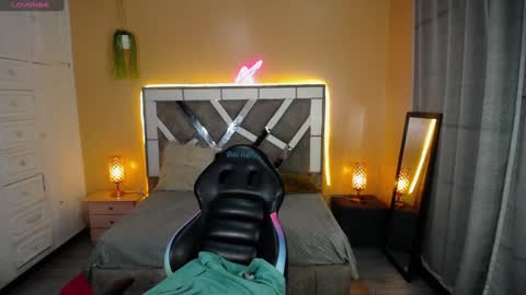 Snapshot of kate_lawrence_ chatting on 01-03-25, 07:06 kate_lawrence_ online show from 01-03-25, 07:06