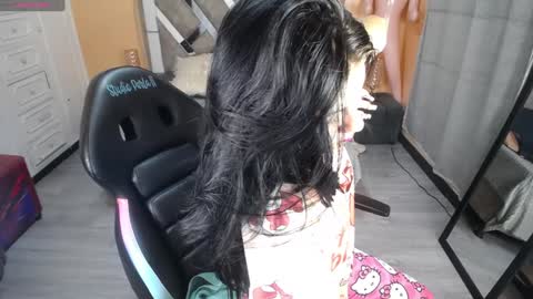 Snapshot of kate_lawrence_ chatting on 01-29-25, 08:18 kate_lawrence_ online show from 01-29-25, 08:18