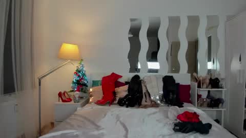 Snapshot of kate_redgar chatting on 01-04-25, 12:49 kate_redgar online show from 01-04-25, 12:49