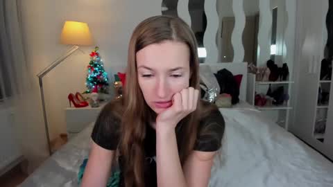 Snapshot of kate_redgar chatting on 01-12-25, 11:17 kate_redgar online show from 01-12-25, 11:17